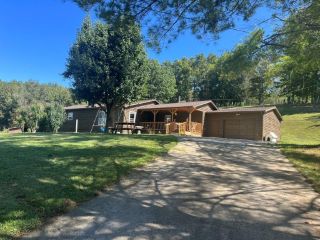 Foreclosed Home - 3362 KY ROUTE 689, 41219