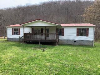 Foreclosed Home - 2833 RIGHT FORK GEORGES CREEK RD, 41230