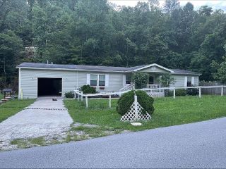 Foreclosed Home - 1060 WHIPPOORWILL RD, 41240