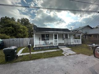 Foreclosed Home - 219 N CLAY AVE, 41268
