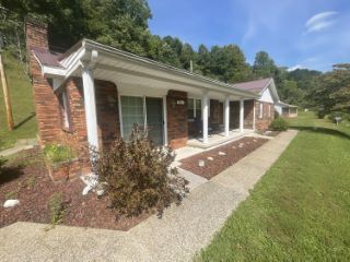 Foreclosed Home - 7812 HIGHWAY 30 E, 41339