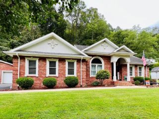 Foreclosed Home - 237 COAL BR, 41465