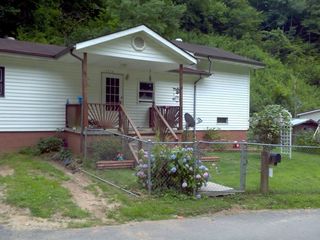Foreclosed Home - 1310 RED CREEK RD, 41501