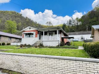 Foreclosed Home - 1492 KY HIGHWAY 610 W, 41572