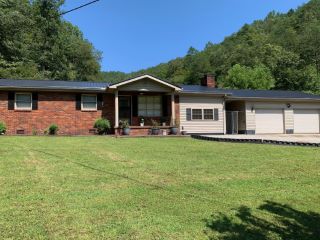 Foreclosed Home - 598 OPEN FORK RD, 41616