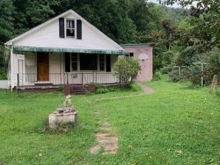 Foreclosed Home - 1524 SUGARLOAF BR, 41653