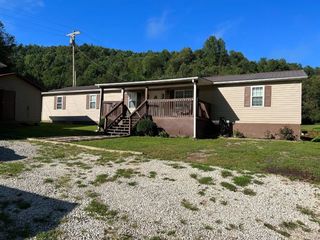 Foreclosed Home - 327 CONLEY FORK RD, 41653