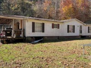 Foreclosed Home - 1094 DARB FORK RD, 41701