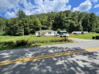 Foreclosed Home - 7158 WOLF CREEK RD, 41777