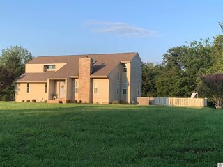 Foreclosed Home - 5200 JEWELL LN, 42001