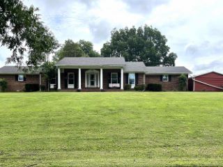 Foreclosed Home - 109 PADGETT DR, 42031