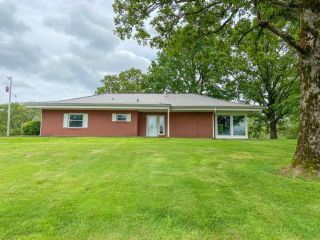 Foreclosed Home - 1072 Us Highway 60 West, 42058