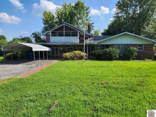 Foreclosed Home - 1301 FARRIS AVE, 42071