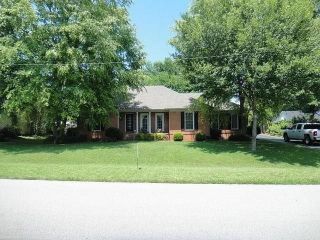 Foreclosed Home - 819 WRENWOOD DR, 42103