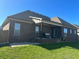 Foreclosed Home - 737 HERITAGE PRESERVE LN, 42104