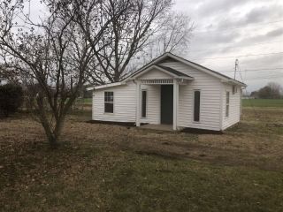 Foreclosed Home - 1800 PLANO RD, 42104