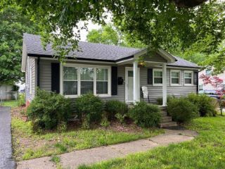 Foreclosed Home - 1302 CABELL DR, 42104