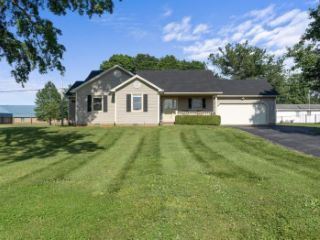 Foreclosed Home - 2700 PLANO RD, 42104