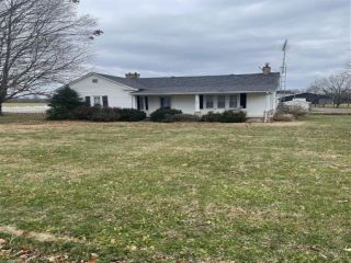Foreclosed Home - 11636 WOODBURN ALLEN SPRINGS RD, 42122