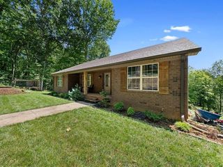 Foreclosed Home - 3724 DYE FORD RD, 42122