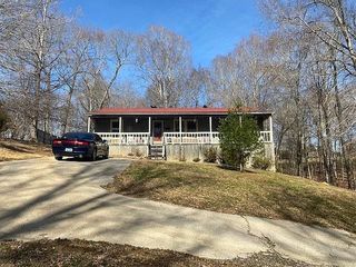 Foreclosed Home - 136 LAKEWOOD DR, 42123