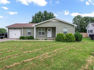 Foreclosed Home - 1115 REDBUD ST, 42134