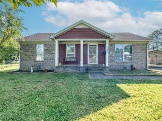 Foreclosed Home - 204 WEST ST, 42134