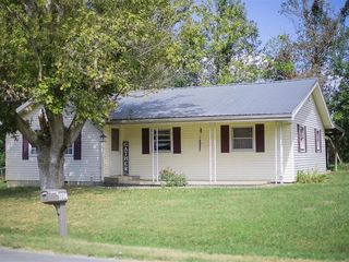 Foreclosed Home - 1574 GREEN VALLEY RD, 42141