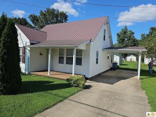 Foreclosed Home - 214 WALNUT ST, 42141