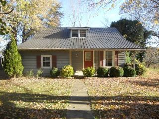 Foreclosed Home - 560 PETTY LN, 42164