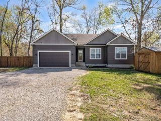 Foreclosed Home - 1756 CHALYBEATE RD, 42171