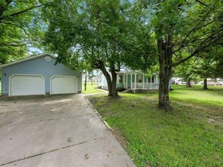Foreclosed Home - 2440 CHALYBEATE RD, 42171