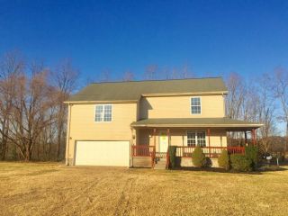 Foreclosed Home - 230 River Chase Drive, 42204