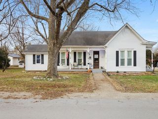Foreclosed Home - 308 WALNUT ST, 42206