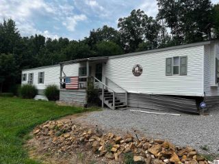 Foreclosed Home - 6861 ROCKCASTLE RD, 42211