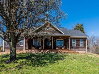 Foreclosed Home - 1905 NEEDMORE RD, 42261