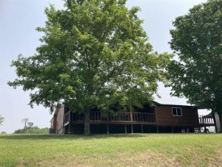 Foreclosed Home - 4398 FLAT ROCK RD, 42261