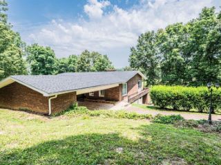Foreclosed Home - 4049 BOWLING GREEN RD, 42261