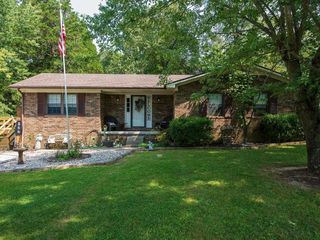 Foreclosed Home - 866 COOL SPRINGS RD, 42261