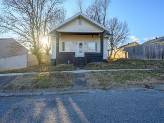 Foreclosed Home - 218 POPLAR ST, 42301