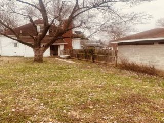 Foreclosed Home - 1211 W 11TH ST, 42301