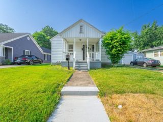 Foreclosed Home - 1016 E 20TH ST, 42303