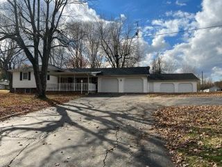 Foreclosed Home - 257 BEECH CREEK BROWDER RD, 42321