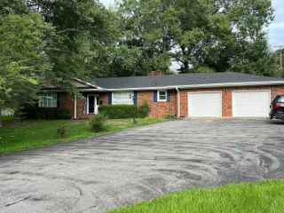 Foreclosed Home - 114 MAPLE DR, 42345