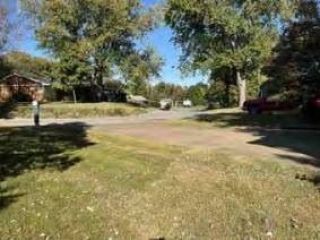 Foreclosed Home - 806 CHEROKEE DR, 42420