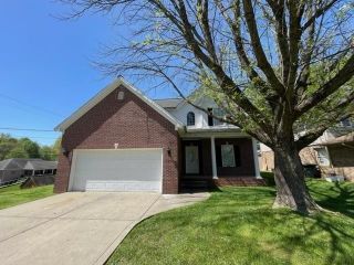 Foreclosed Home - 1010 VILLAGE CT, 42420