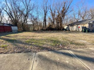 Foreclosed Home - 145 S SPRING ST, 42431