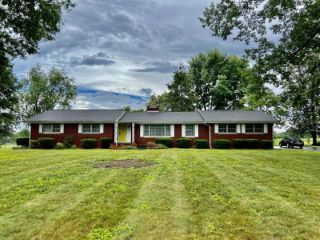 Foreclosed Home - 614 HORSESHOE DR, 42501