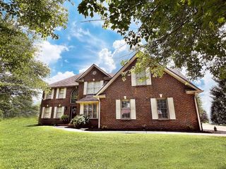 Foreclosed Home - 1008 WINDING RIDGE DR, 42503