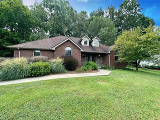 Foreclosed Home - 505 BRANCHWOOD DR, 42503